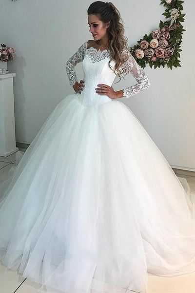 scalloped-lace-tulle-bridal-dress-with-long-sleeves
