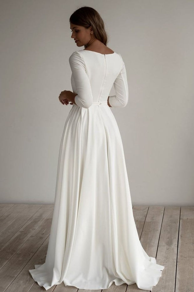 simple-bride-wedding-gown-with-three-quarter-sleeves-1