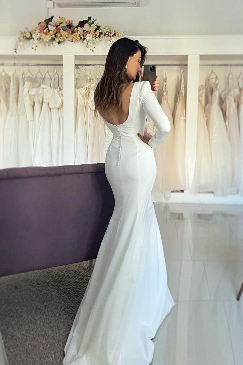 sleek-long-sleeved-wedding-dress-with-square-neck-1