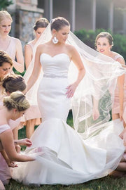sleek-satin-mermaid-wedding-dress-with-jewelry-belt
