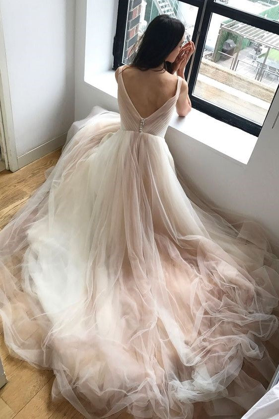soft-tulle-contrast-color-wedding-gowns-with-ruching-bodice-1