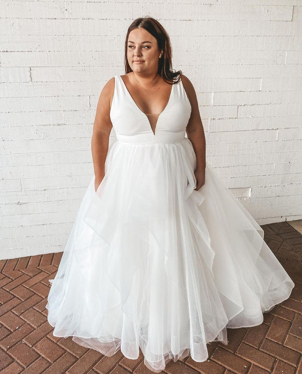 Soft Tulle Plus Size Wedding Gown for Women