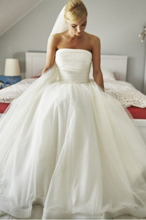 strapless-floor-length-wedding-dresses-backless