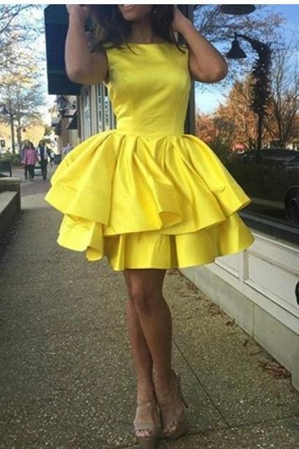 tiered-skirt-yellow-homecoming-dresses-short-satin-gown-1