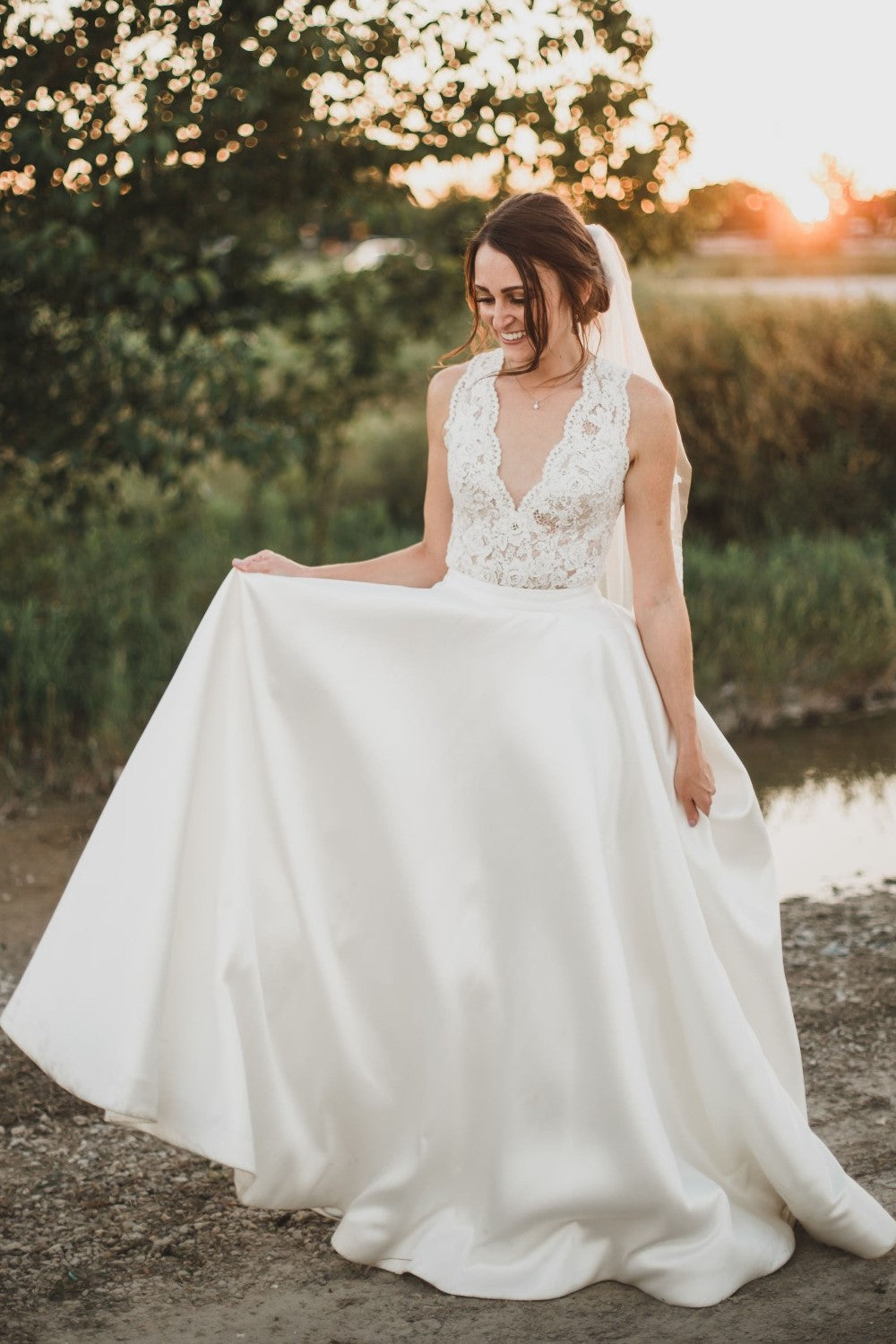 V-neck A-line Lace Satin Wedding Dress with Pockets