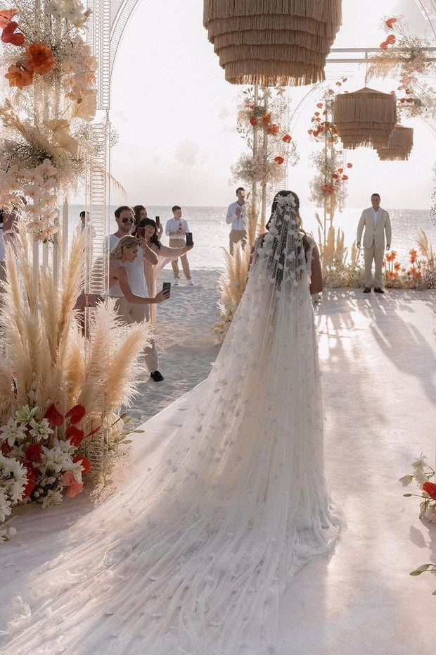 V-neck Lace Flower Wedding Dress with Split Side