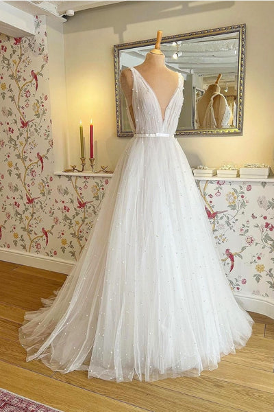 v-neckline-tulle-bridal-gown-full-of-pearls