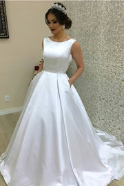 white-satin-wedding-gown-style-with-modern-pockets